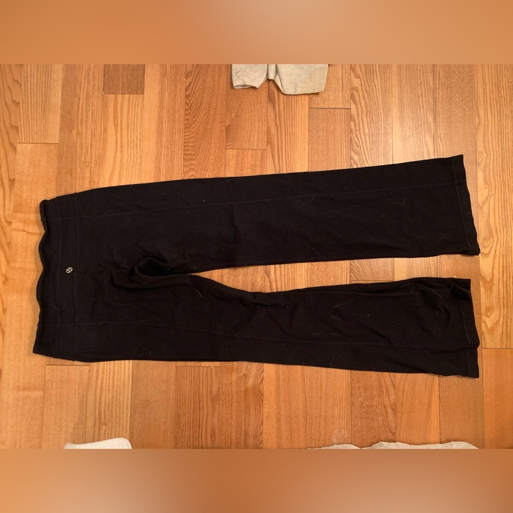 Lululemon yoga pants
